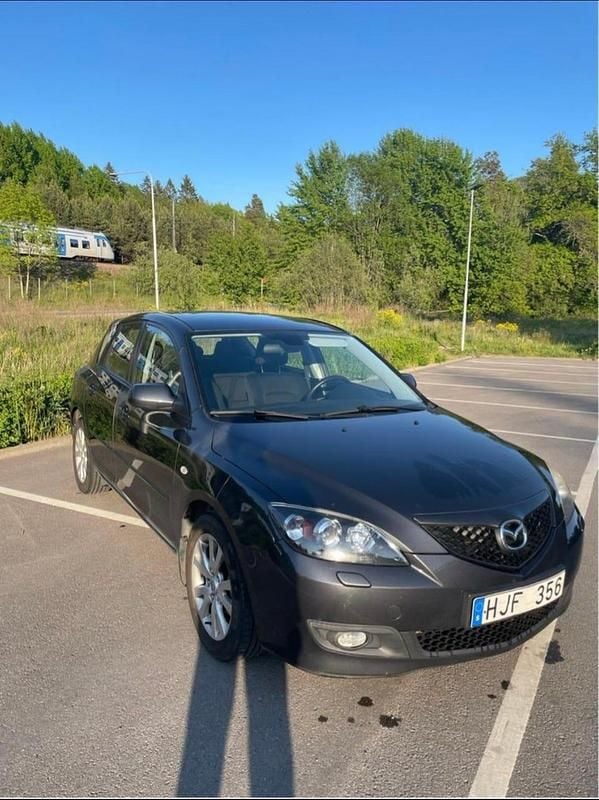 Begagnad 2007 Mazda 3 Inclusive Halvkombi | 44 000 kr (Marknadspris) - Bild 1/4