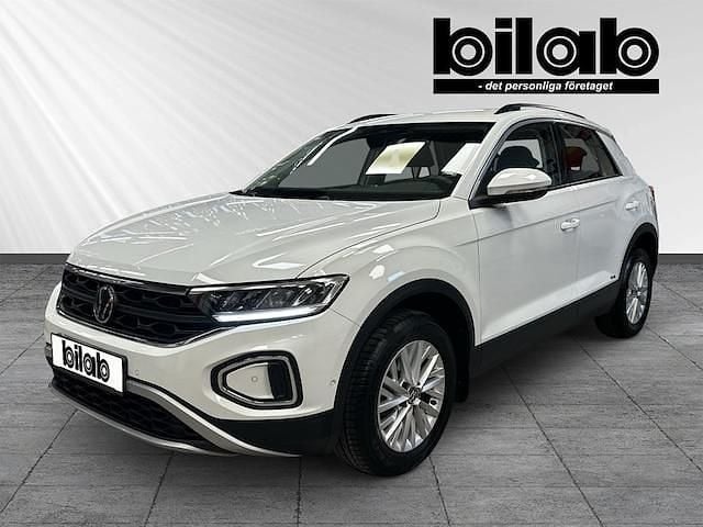 Begagnad 2022 VW T-Roc Life SUV | 239 000 kr (Bra pris) - Bild 1/4