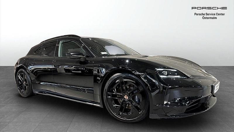 Svart Begagnad 2024 Porsche Taycan Sport Turismo Kombi | 1 065 000 kr - Bild 1/4