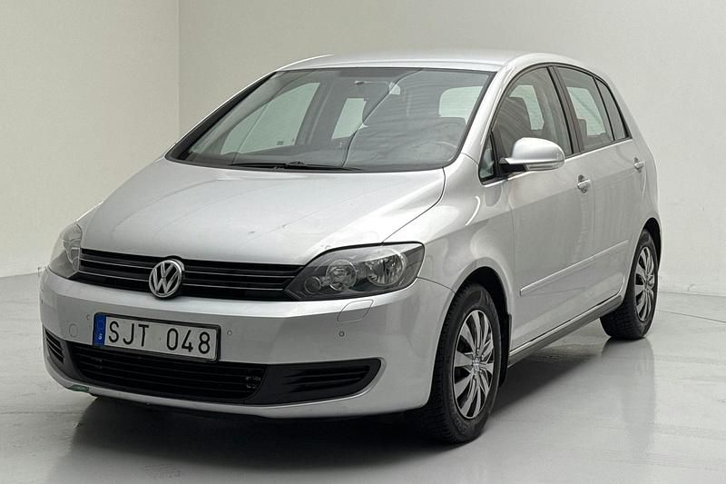 Silver Begagnad 2011 VW Golf VI | 75 000 kr - Bild 1/4