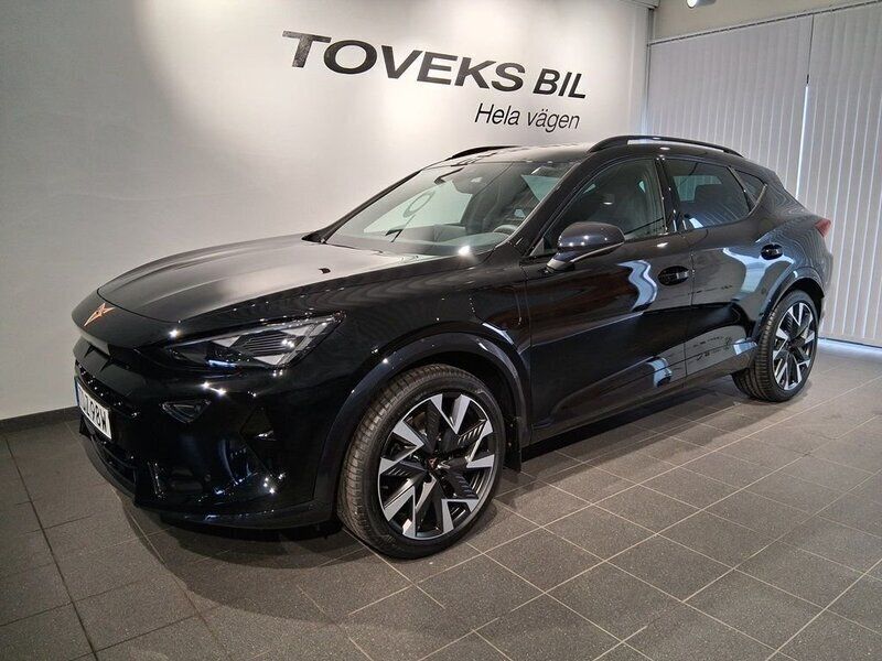 Svart (midnight black metallic) Ny 2025 Cupra Formentor VZ SUV | 598 800 kr (Lite dyr) - Bild 1/4