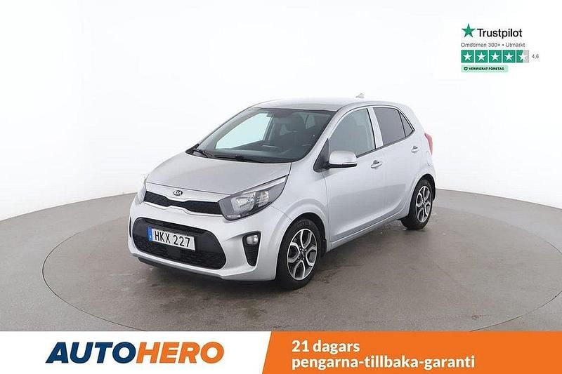 Grå Begagnad 2018 Kia Picanto Halvkombi | 131 000 kr (Marknadspris) - Bild 1/4