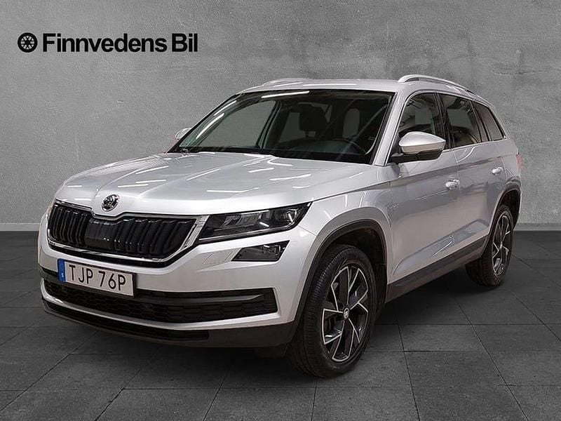 Silver Begagnad 2018 Skoda Kodiaq Business Line SUV | 239 000 kr (Marknadspris) - Bild 1/4
