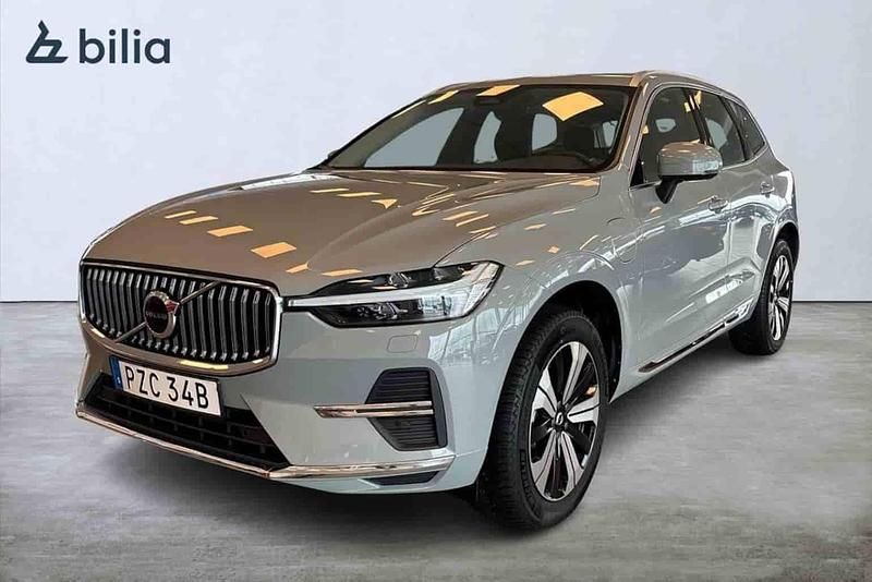 Grå Begagnad 2024 Volvo XC60 SUV | 519 900 kr (Marknadspris) - Bild 1/1