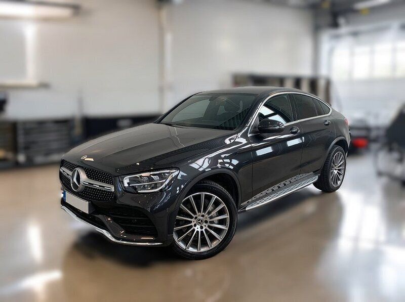 Begagnad 2020 Mercedes GLC300e AMG Sportkupé | 349 000 kr - Bild 1/4