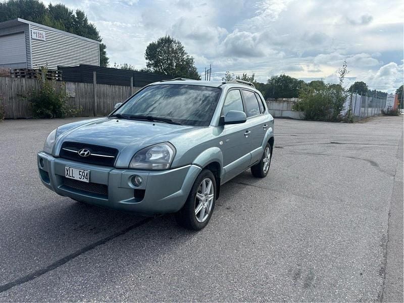 Grön Begagnad 2006 Hyundai Tucson SUV | 37 500 kr (Marknadspris) - Bild 1/4