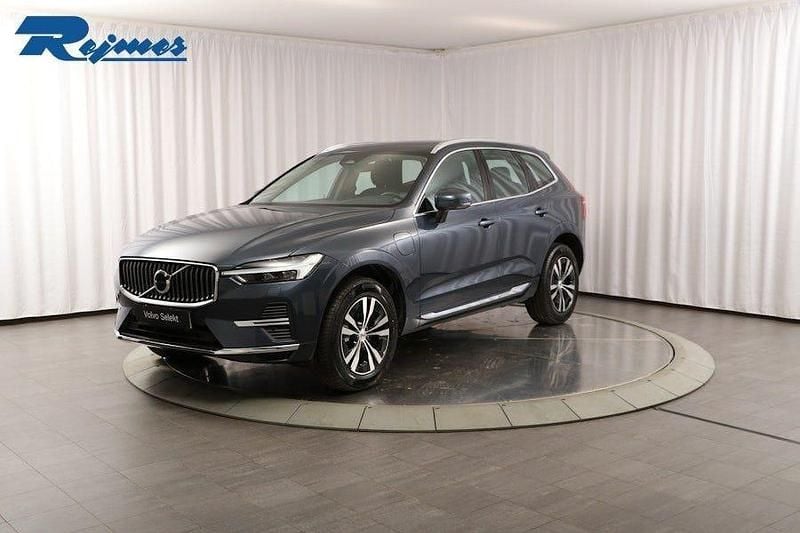 Denim blue metallic Begagnad 2025 Volvo XC60 Core SUV | 479 900 kr (Superpris) - Bild 1/4