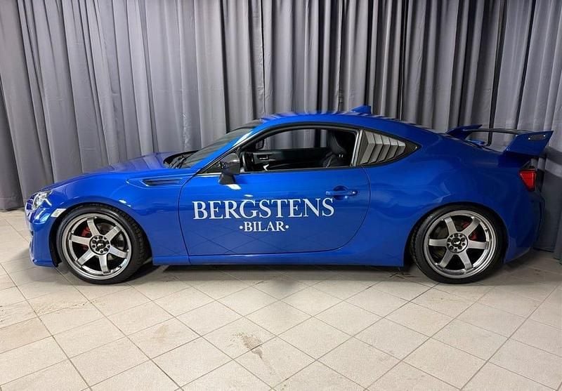 Begagnad Subaru BRZ 200 HK (147 kW) 2017 Blå Sportkupé