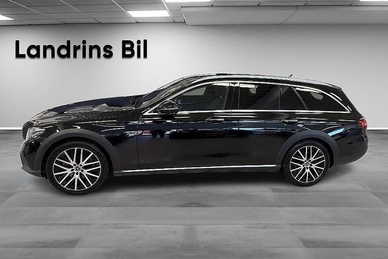 Begagnad Mercedes E220 All-Terrain 194 HK (142 kW) 2019 Svart Kombi