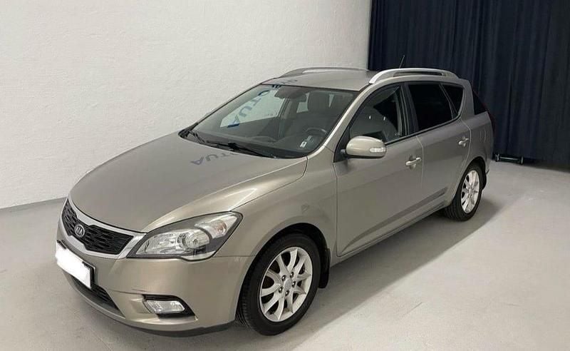 Begagnad Kia Ceed Sportswagon 128 HK (94 kW) 2011 Kombi