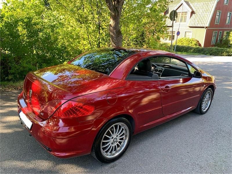 Röd Begagnad 2006 Peugeot 307 CC Cab | 18 000 kr (Bra pris) - Bild 1/4