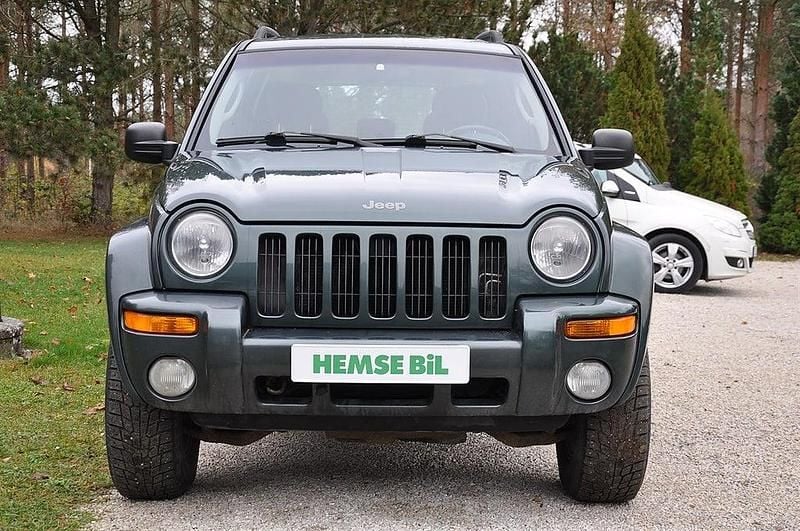Begagnad Jeep Cherokee 211 HK (155 kW) 2001 Grön SUV