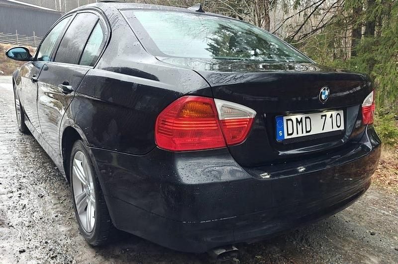 Begagnad BMW 320 Advantage 177 HK (130 kW) 2008 Svart Sedan