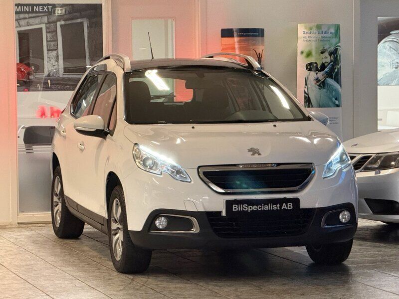 Vit Begagnad 2016 Peugeot 2008 SUV | 119 000 kr (Marknadspris) - Bild 1/4