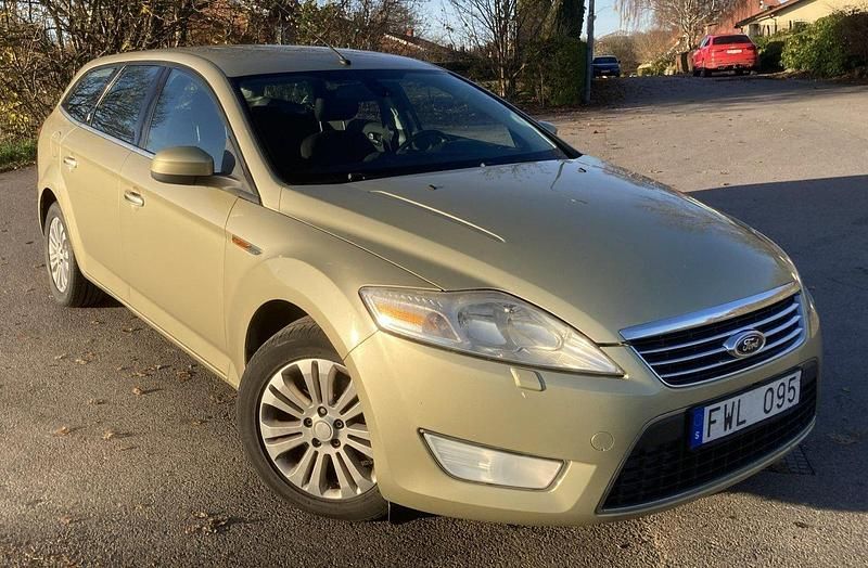 Gul Begagnad 2007 Ford Mondeo Ghia Kombi | 26 900 kr (Lite dyr) - Bild 1/4