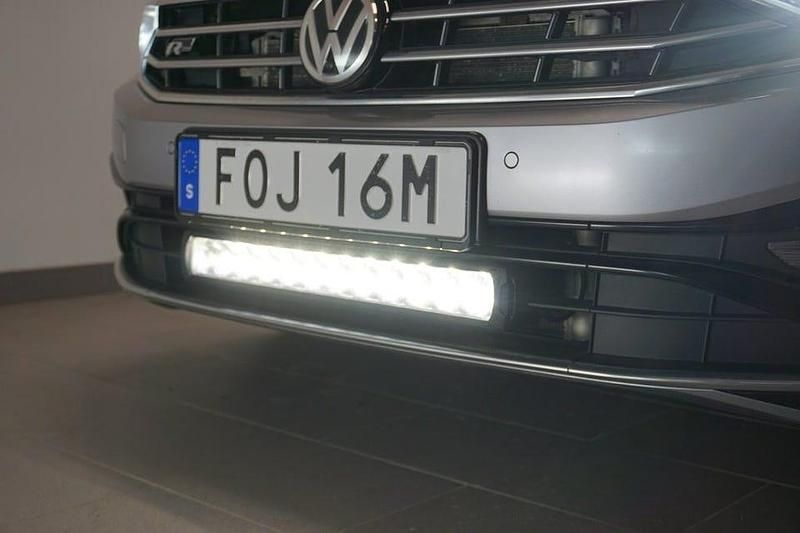 Begagnad VW Passat GTS 239 HK (175 kW) 2020 Pyrit silver metalli