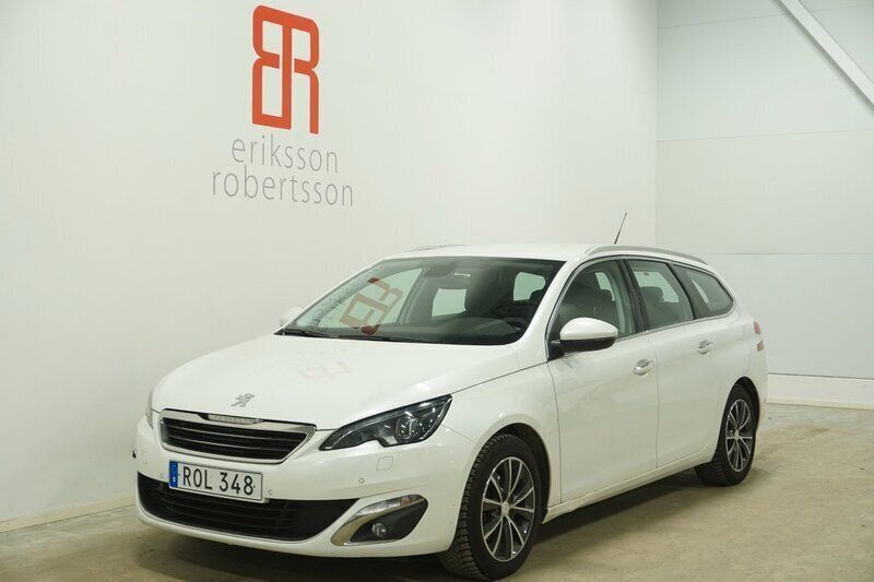 Vit Begagnad 2015 Peugeot 308 Allure Kombi | 99 900 kr (Marknadspris) - Bild 1/4