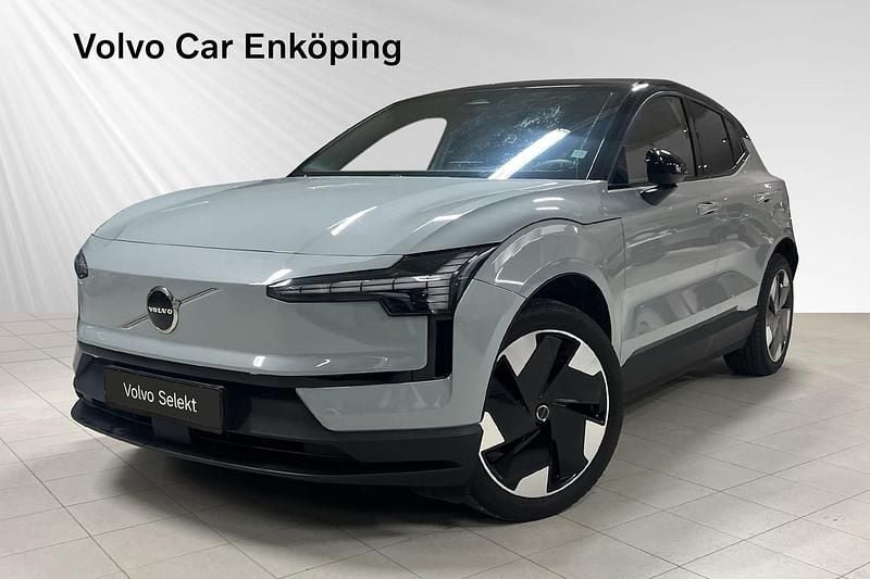 Begagnad Volvo EX30 Single Motor Extended Range 200 kW (272 HK) 2023 Grå SUV