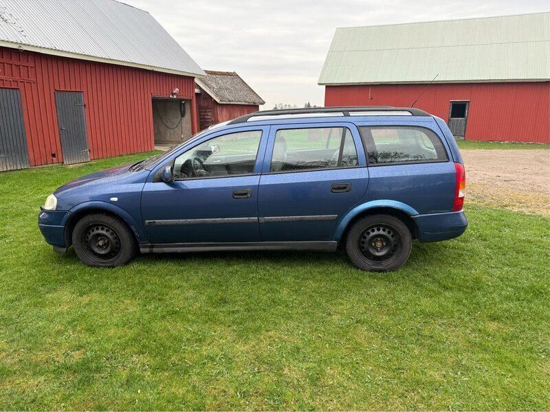 Blå Begagnad 2002 Opel Astra Kombi | 10 500 kr (Bra pris) - Bild 1/4