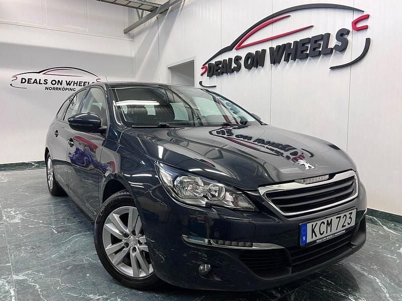 Mörkgrå Begagnad 2015 Peugeot 308 Active Kombi | 104 900 kr (Marknadspris) - Bild 1/4