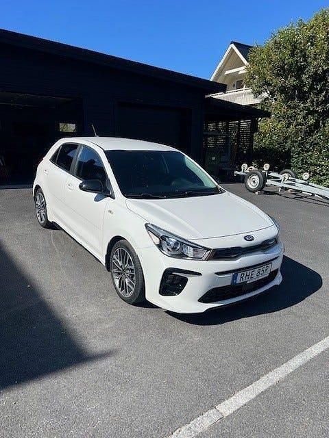 Begagnad Kia Rio GT-Line 120 HK (88 kW) 2020