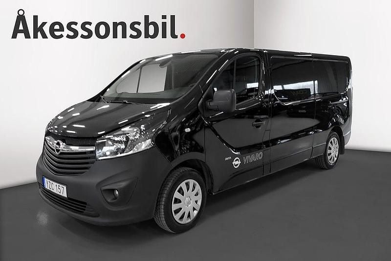 Begagnad Opel Vivaro 125 HK (91 kW) 2018 Svart Minibuss