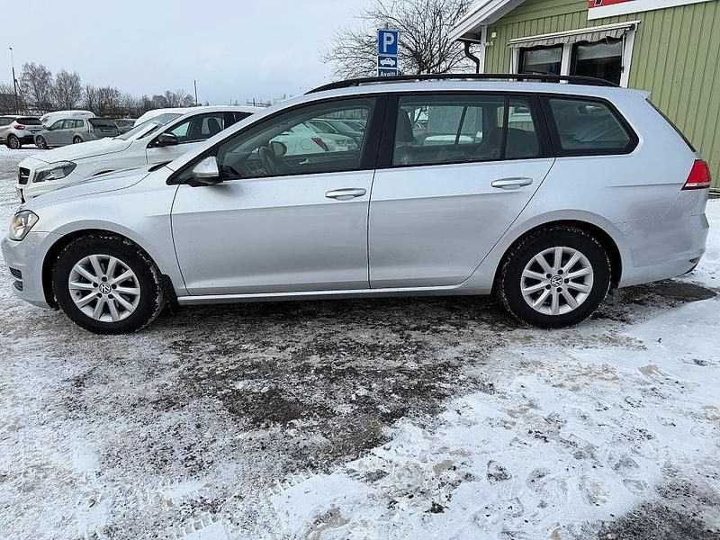 Begagnad VW Golf VII 105 HK (77 kW) 2014 Silver Kombi