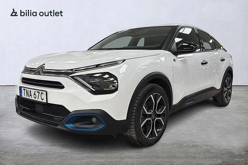 Begagnad Citroën e-C4 100 kW (136 HK) 2022 Vit Halvkombi