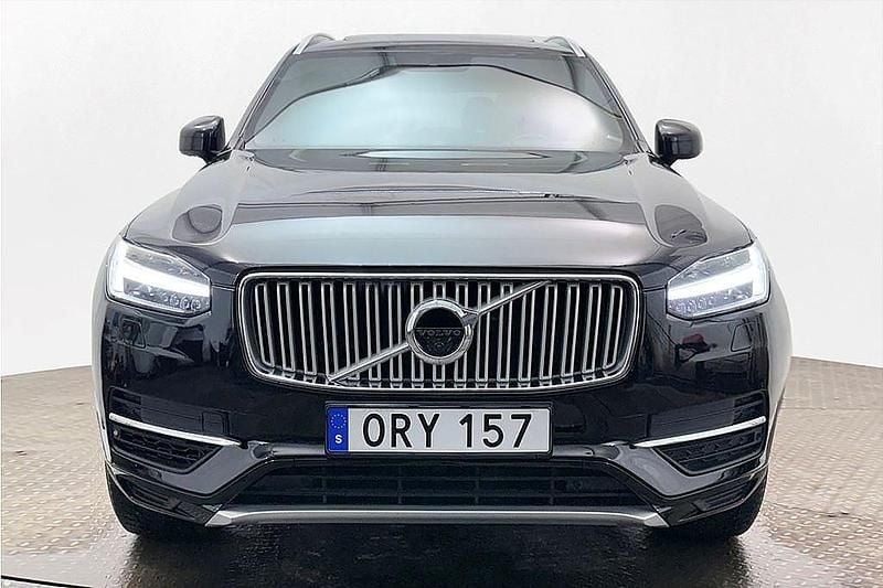 Begagnad Volvo XC90 Inscription 407 HK (299 kW) 2016 Svart SUV
