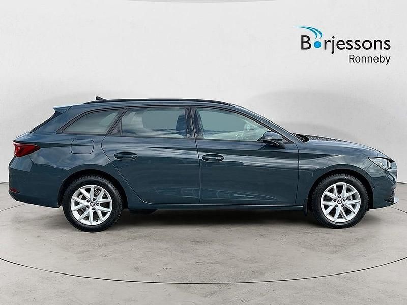 Begagnad Seat Leon Style 151 HK (111 kW) 2024 Blå Kombi