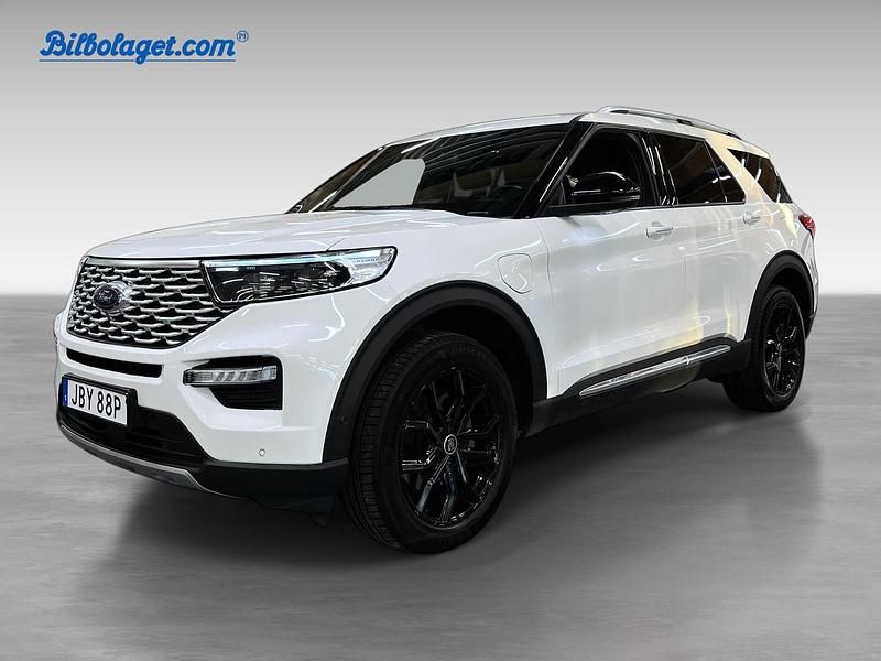 Vit Begagnad 2021 Ford Explorer SUV | 443 900 kr (Dyr) - Bild 1/4