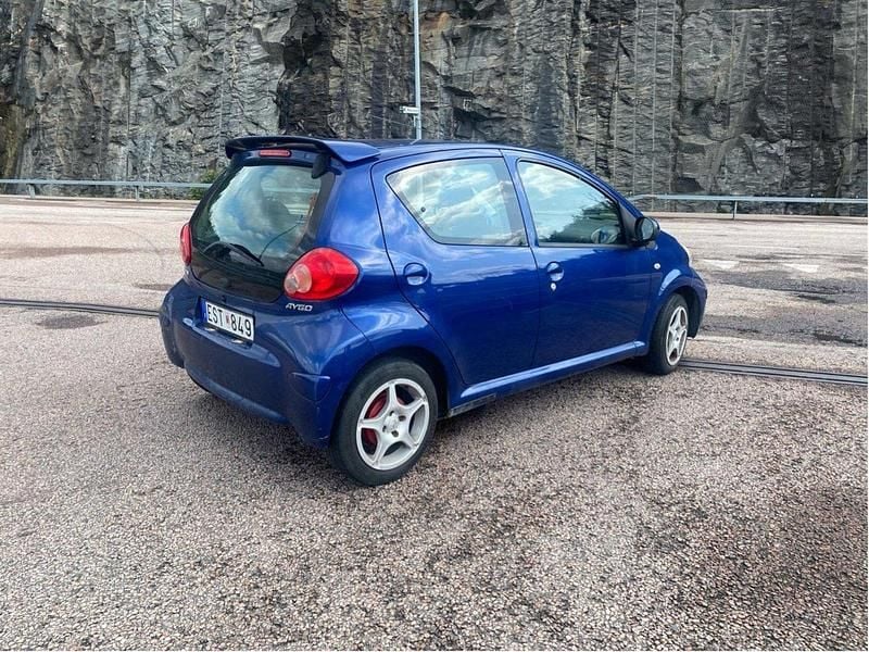 Blå Begagnad 2008 Toyota Aygo Halvkombi | 20 500 kr (Marknadspris) - Bild 1/4