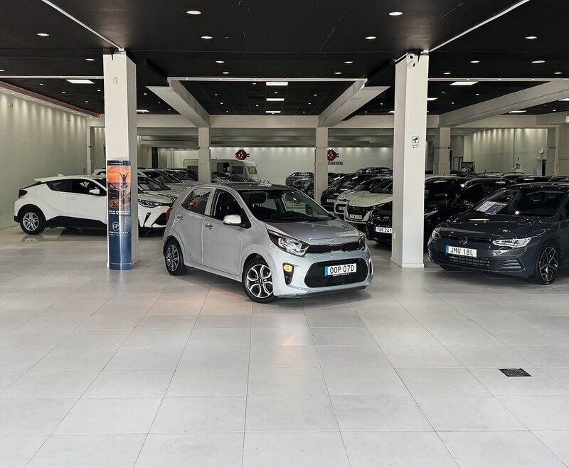 Grå Begagnad 2022 Kia Picanto Advance Halvkombi | 89 900 kr (Bra pris) - Bild 1/4