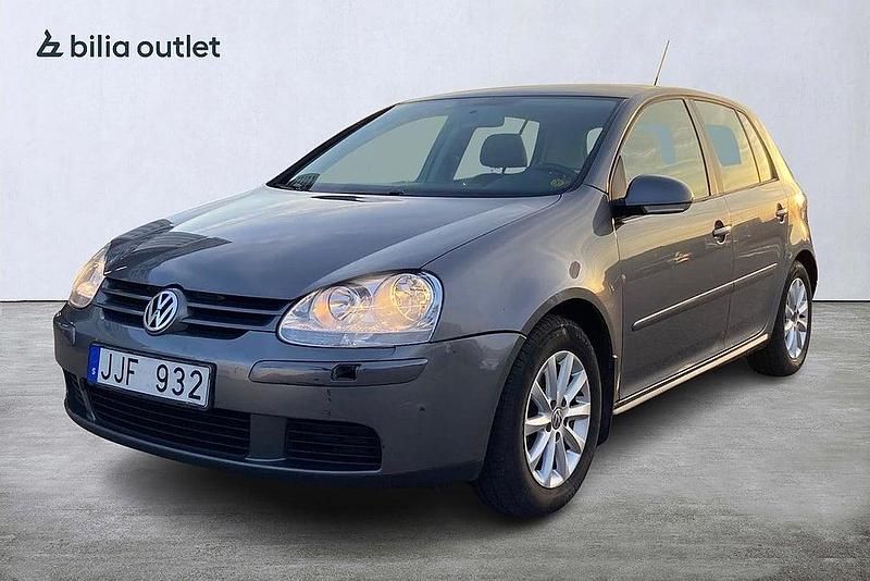 Mörkgrå Begagnad 2007 VW Golf V Halvkombi | 20 000 kr (Superpris) - Bild 1/4