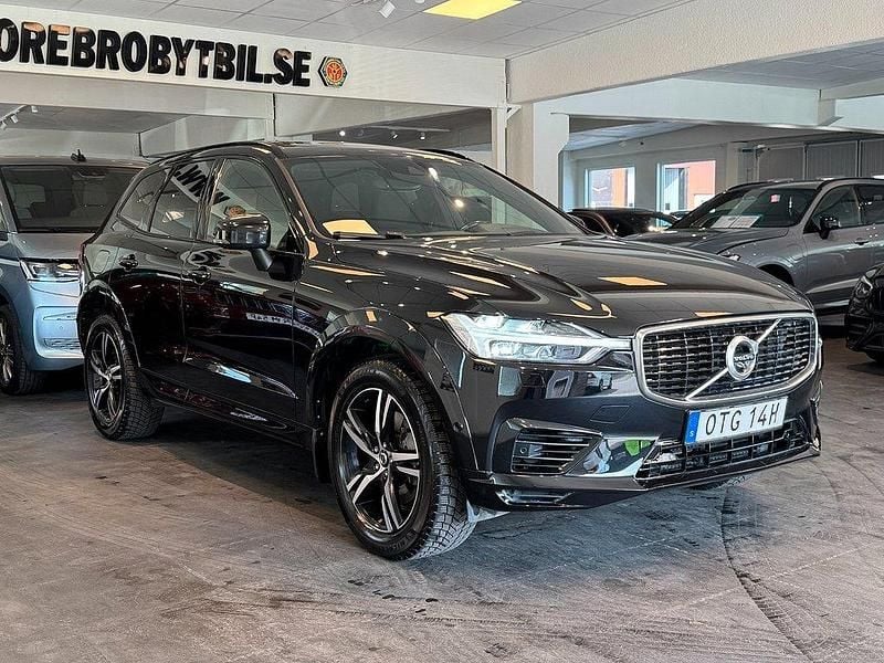 Svart Begagnad 2019 Volvo XC60 R-Design SUV | 349 900 kr (Lite dyr) - Bild 1/4