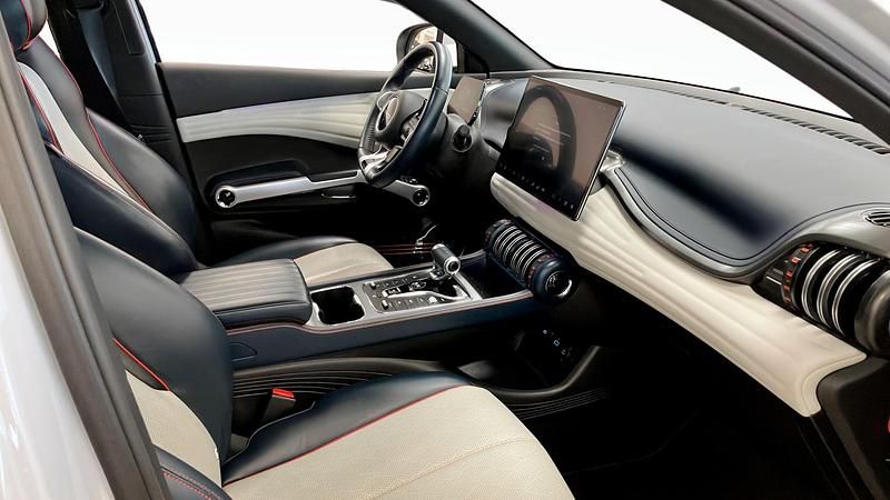 Begagnad BYD Atto 3 Design 150 kW (204 HK) 2022 Vit SUV