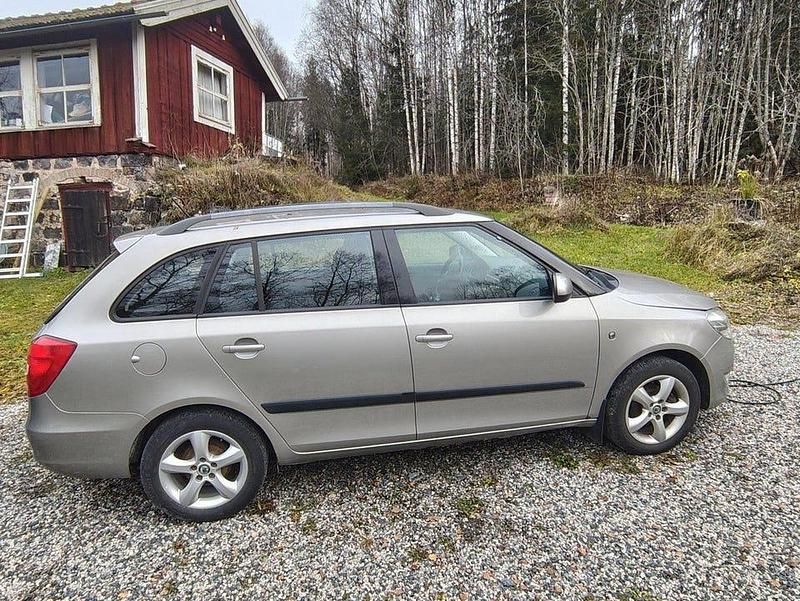 Begagnad 2011 Skoda Fabia Kombi | 26 000 kr (Bra pris) - Bild 1/4