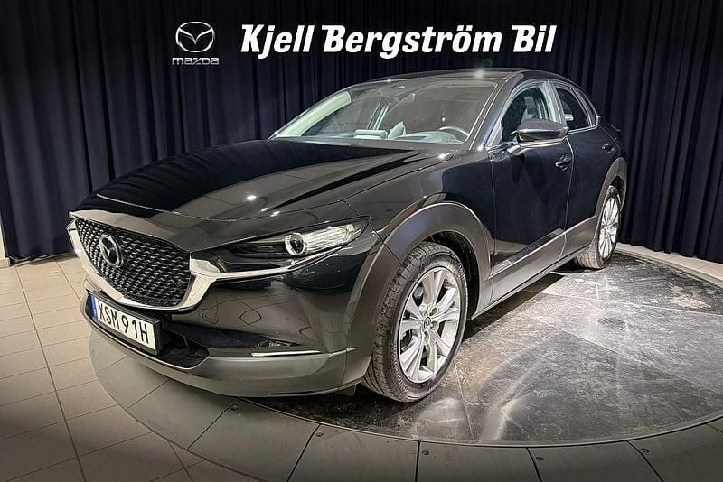 Svart metallic Begagnad 2021 Mazda CX-30 SUV | 249 000 kr (Marknadspris) - Bild 1/4