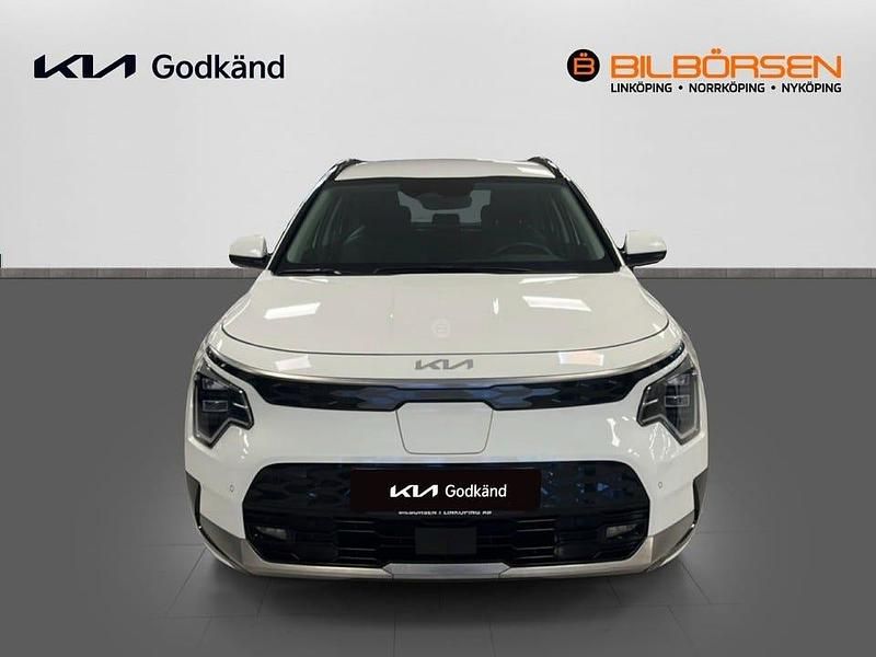 Begagnad Kia e-Niro 150 kW (204 HK) 2022 Vit SUV