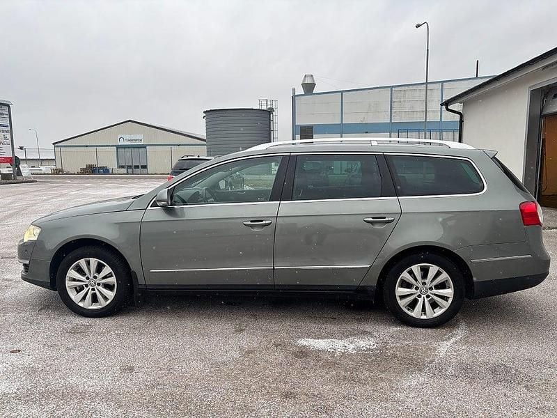 Begagnad VW Passat Sportline 150 HK (110 kW) 2009 Grön Kombi