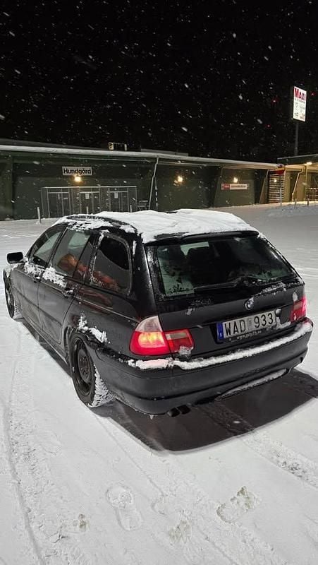 Begagnad BMW 320 170 HK (125 kW) 2004 Kombi