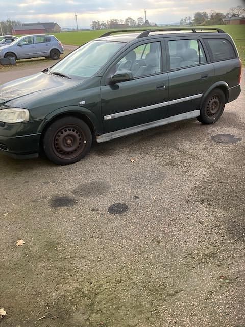 Grön Begagnad 2001 Opel Astra Kombi | 3 900 kr (Superpris) - Bild 1/2
