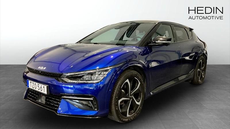 Blå (blue) Begagnad 2021 Kia EV6 2 SUV | 469 900 kr (Dyr) - Bild 1/4