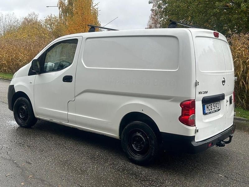 Begagnad Nissan NV200 90 HK (66 kW) 2015 Vit Minibuss