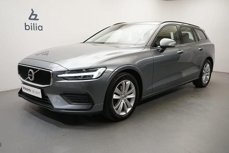 Grå Begagnad 2019 Volvo V60 Momentum Kombi | 249 900 kr (Marknadspris) - Bild 1/3