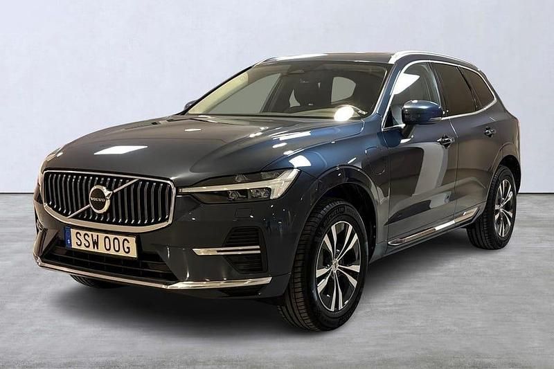 Blå Begagnad 2023 Volvo XC60 Core SUV | 339 900 kr - Bild 1/4