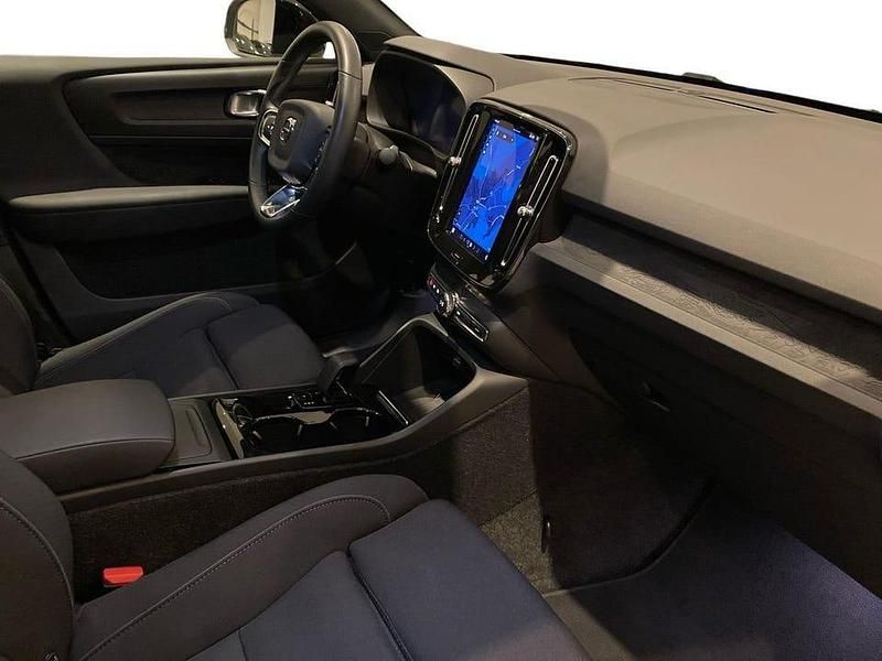 Begagnad Volvo C40 Plus 172 kW (234 HK) 2023 Silver SUV