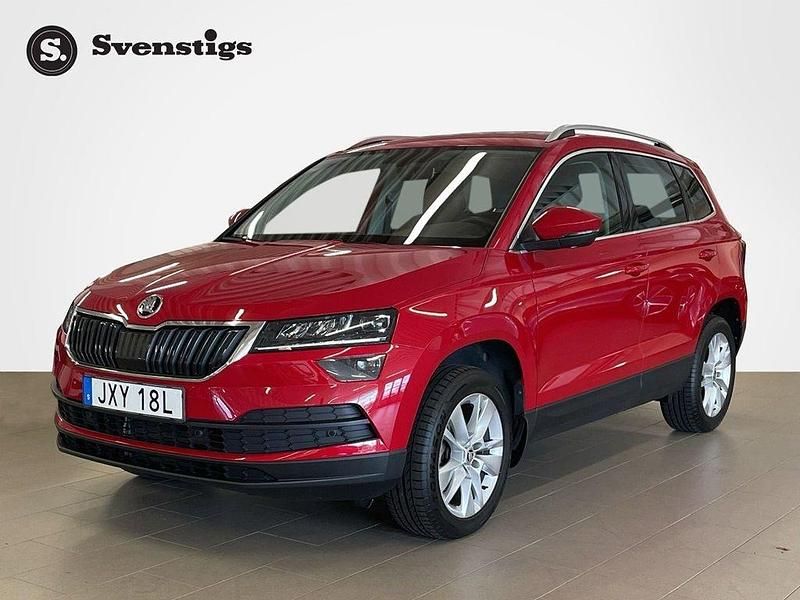 Röd Begagnad 2019 Skoda Karoq Style SUV | 244 000 kr (Marknadspris) - Bild 1/4