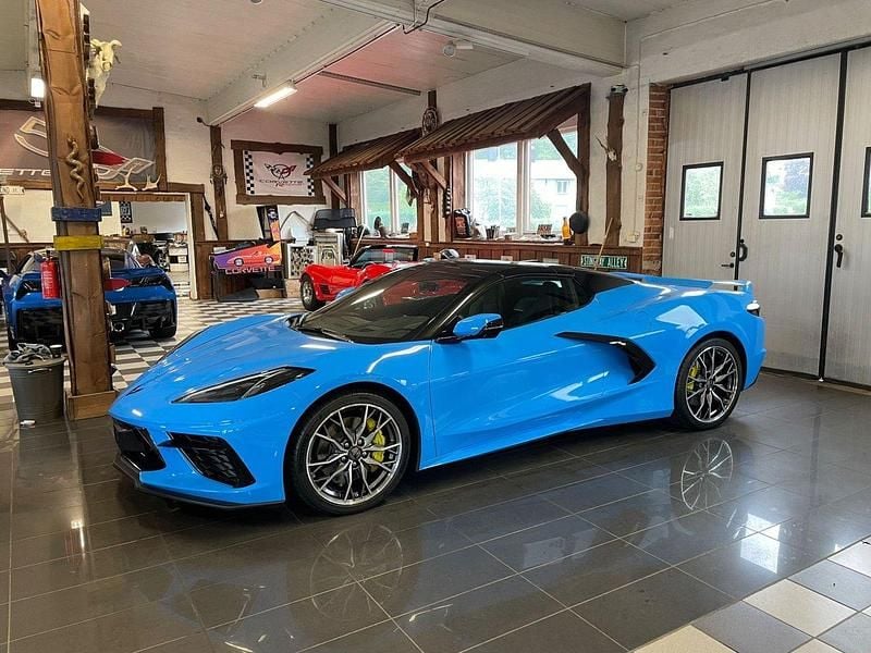 Blå Begagnad 2024 Chevrolet Corvette Stingray Cab | 1 199 000 kr (Superpris) - Bild 1/4
