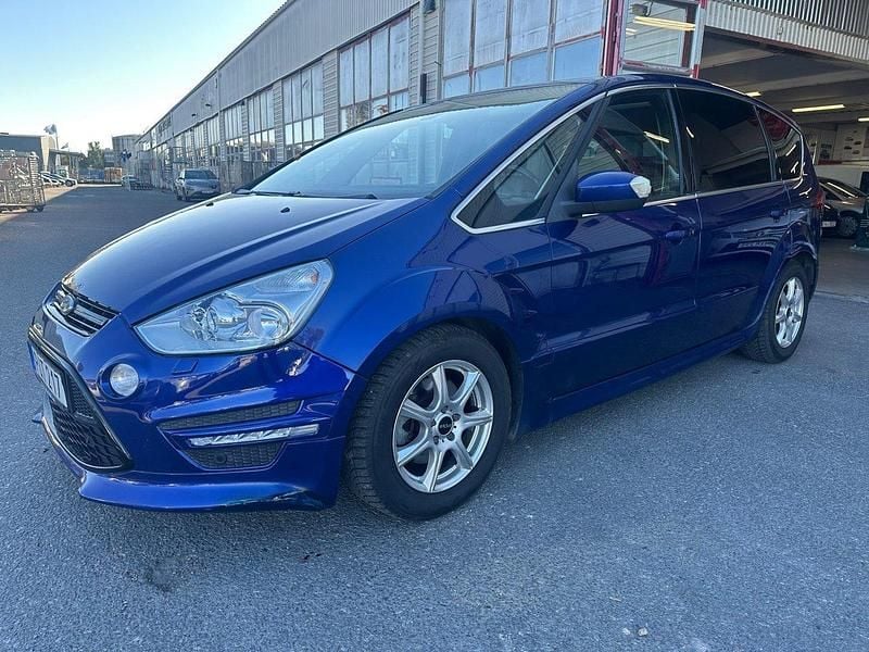 Blå Begagnad 2014 Ford S-MAX Business Edition Minibuss | 64 900 kr (Lite dyr) - Bild 1/4